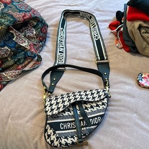 Crossbody dup3